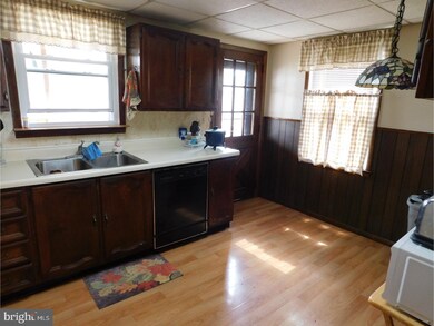 1001 Maple Ave, Glenolden, PA 19036 - photo 7