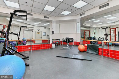 Carlyle Towers unit 2109, Alexandria, VA 22314 - photo 5