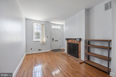 114 E Hamburg St, Baltimore, MD 21230 - photo 7