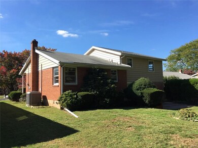 2418 East Blvd, Bethlehem, PA 18017 - photo 2