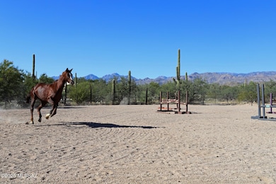 13670 E Camino La Cebadilla, Tucson, AZ 85749 - photo 4