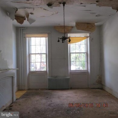 833 Hollins St, Baltimore, MD 21201 - photo 6