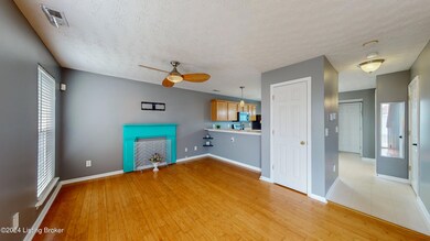 6809 Arbor Creek Dr unit 33, Louisville, KY 40228 - photo 6