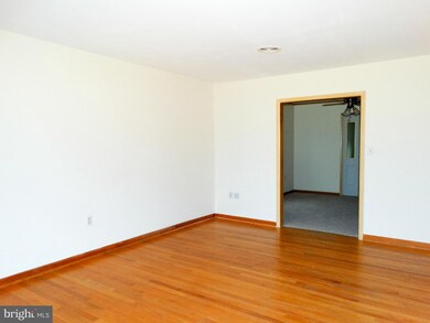 8807 Rabbit Rd N, Greencastle, PA 17225 - photo 6