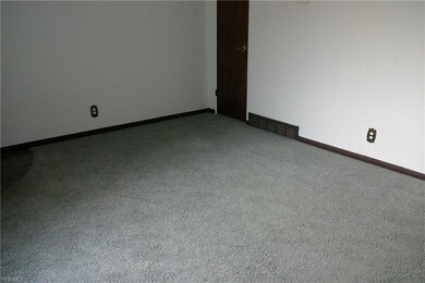 1511 Ridgewick Dr unit 176, Wickliffe, OH 44092 - photo 6