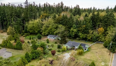 85 Bradley Place, Camano Island, WA 98282 - photo 2