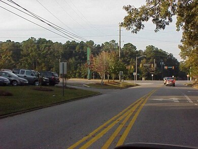 3736 Ross Clark Cir, Dothan, AL 36303 - photo 4