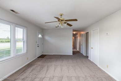 706 Country Club Rd, Jacksonville, NC 28546 - photo 4