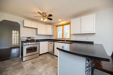 4 Little Hales Ln, Hudson, NH 03051 - photo 6