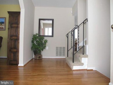 4705 Cherry Valley Dr, Rockville, MD 20853 - photo 3