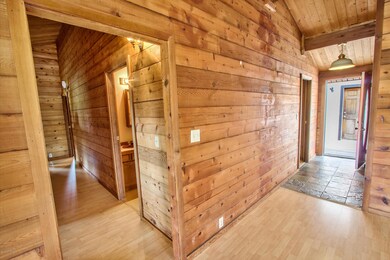Entry and halls to bedrooms