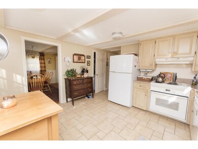 7 Lincoln Rd, Newton, NH 03858 - photo 5