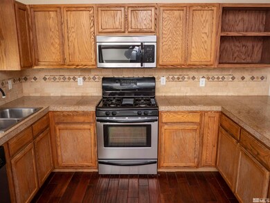 1662 Round up Rd, Fernley, NV 89408 - photo 4