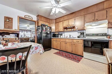 338 S Jefferson St, Frederick, MD 21701 - photo 6