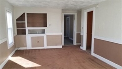 54 Spencer St unit 3, Lynn, MA 01905 - photo 5