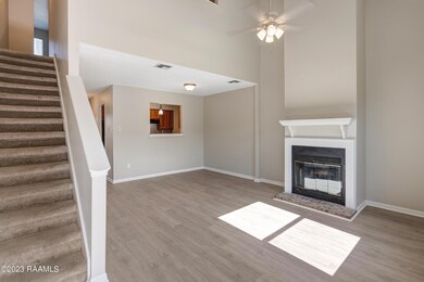 1203 Carriage Light Loop-5