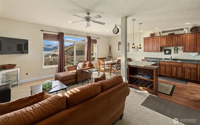 9205 Red Cliff Dr NW unit B50, Quincy, WA 98848 - photo 5