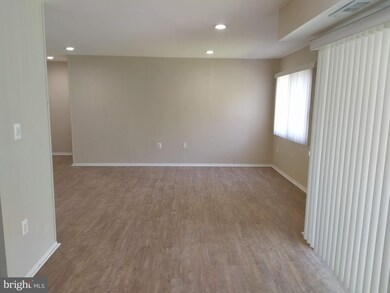 3722 Bel Pre Rd unit 10, Silver Spring, MD 20906 - photo 2