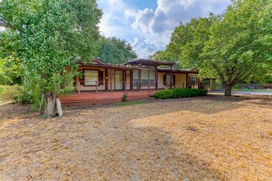 370 Kelly Brook Cir, Weatherford, TX 76087 - photo 3