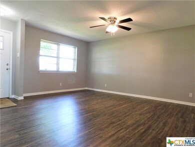 15885 Kari Ln, Troy, TX 76579 - photo 3