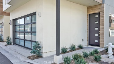 41 Ebb Tide Cir, Newport Beach, CA 92663 - photo 2