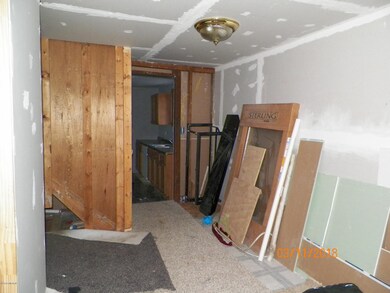 418 S Barrett St, Niles, MI 49120 - photo 7