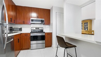8255 Abbott Ave unit 403, Miami Beach, FL 33141 - photo 3