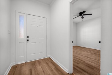 1113 Hale Cir, Center Point, AL 35215 - photo 4