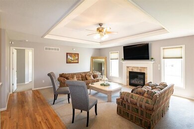 3403 SW 42nd Terrace, Topeka, KS 66610 - photo 3