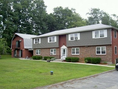 37 Newton Rd, Plaistow, NH 03865 - photo 3