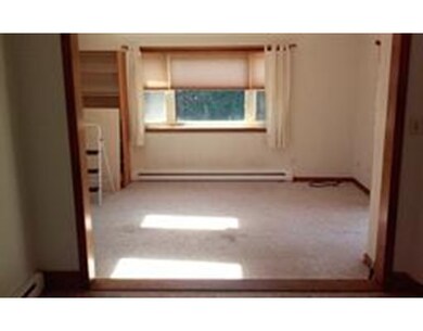 146 Burnett St, Auburn, MA 01501 - photo 5