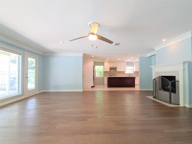 139 Haversham Dr, Houston, TX 77024 - photo 4