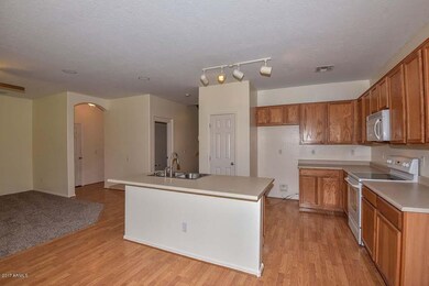 Kitchen2 (1)