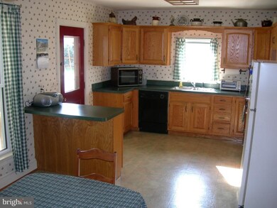 244 W Main St, New Holland, PA 17557 - photo 7