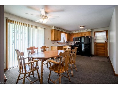 Dinette with sliding door to the backyard