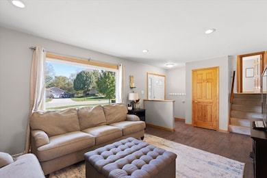 1008 Cambridge Ct, Dyer, IN 46311 - photo 6