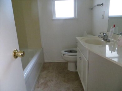 4035 Douglas Ave, Des Moines, IA 50310 - photo 7