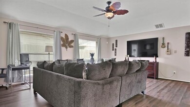 7251 Sonnet Glen Ln, Houston, TX 77095 - photo 6