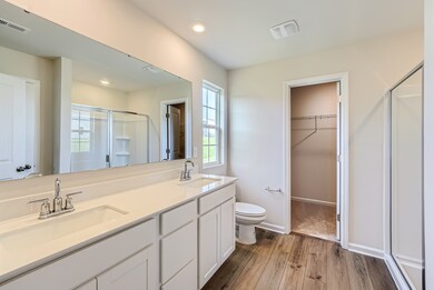 144 Astor Street   Print Quality   006   10 2nd Floor Primary Bathroom
