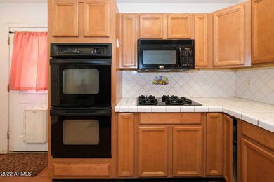 Kitchen-Double Ovens