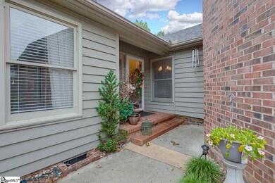 409 Hunters Cir unit 109B, Greenville, SC 29617 - photo 4