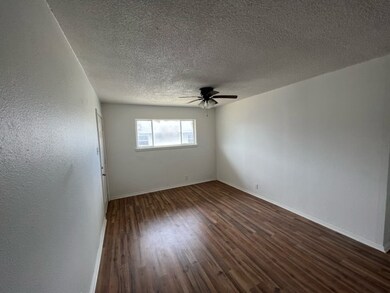 4706 Yellowstone Blvd unit 22, Houston, TX 77021 - photo 3