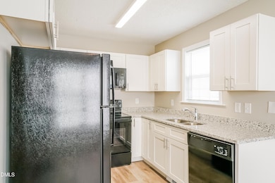 005-photo-kitchen-9690800