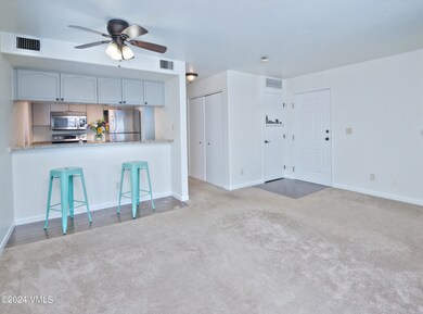 215-W-BC-Blvd-B-16-MLS_05