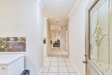 817 Enterprise St, Houston, TX 77088 - photo 4