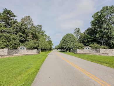 Lake Cumberland Resort Entrance