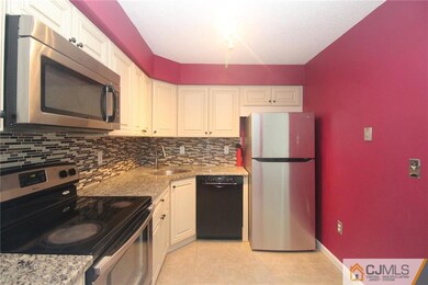 7312 Tamarron Dr unit 7312, Plainsboro, NJ 08536 - photo 3