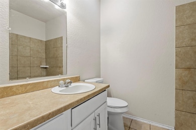 129 Collett Ct unit 131, Weatherford, TX 76088 - photo 5