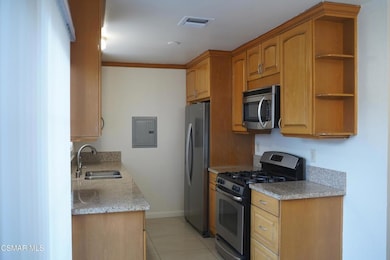 6621 Wilbur Ave unit 9, Reseda, CA 91335 - photo 5