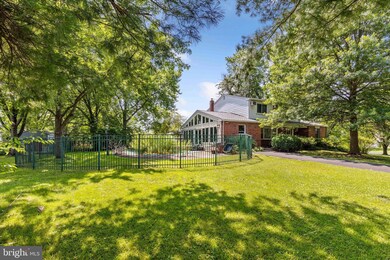 2212 Carol Ln, Norristown, PA 19401 - photo 4